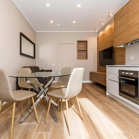 Cenisio Golden House * Milan