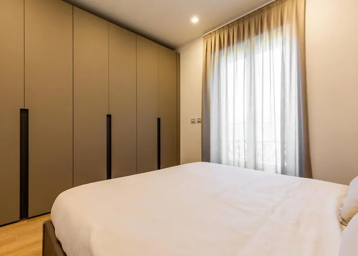 Apartment Cenisio Golden House